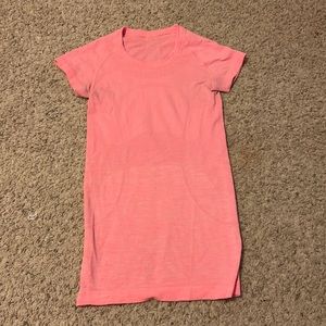 Pink lululemon top size 2